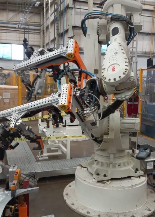 CELDA DE MANUFACTURA AUTOMATIZADA CON ROBOTS ABB IRB 6700 – IRC5 CELDA DE MANUFACTURA AUTOMATIZADA CON ROBOTS ABB IRB 6700 – IRC5